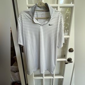 Used Nike Dri-Fit golf shirt - Size XL
